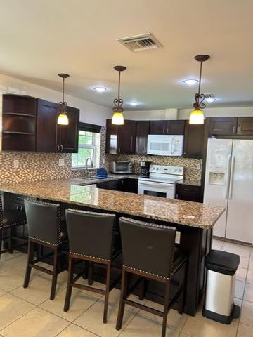 1473 NE 48th St, Pompano Beach, FL 33064