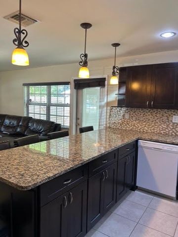 1473 NE 48th St, Pompano Beach, FL 33064