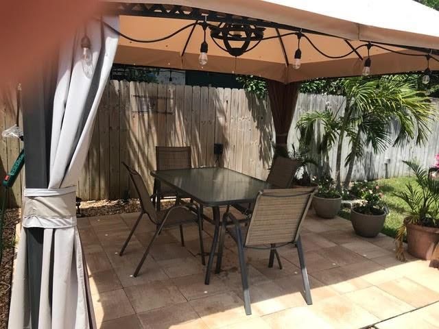 1473 NE 48th St, Pompano Beach, FL 33064