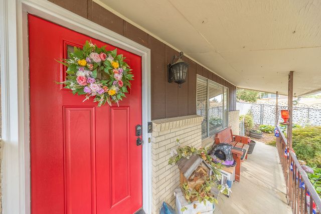 1170 THORNFIELD RD, Kaysville, UT 84037