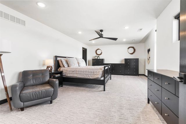 4615 Elynn Lane, Solon, IA 52333