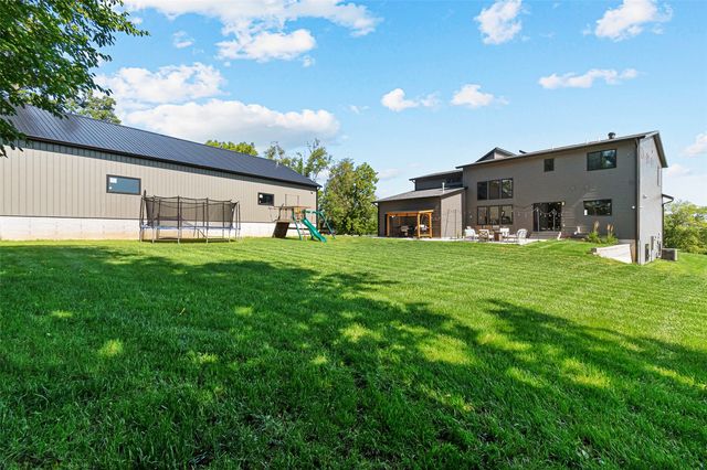 4615 Elynn Lane, Solon, IA 52333