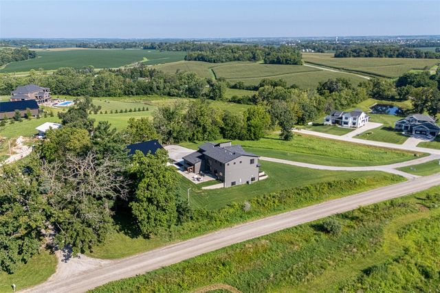 4615 Elynn Lane, Solon, IA 52333