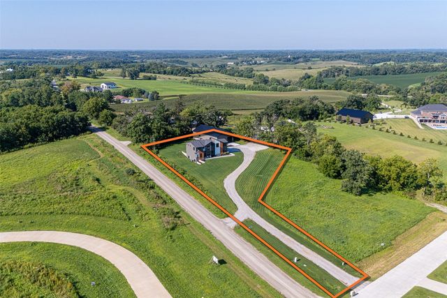 4615 Elynn Lane, Solon, IA 52333