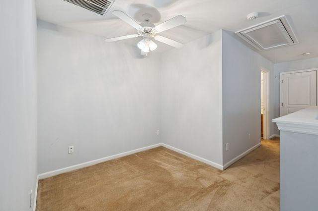 208 Northcrest Commons Cir, Nashville, TN 37211