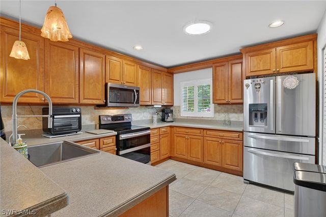 8518 Cypress DR S, Fort Myers, FL 33967