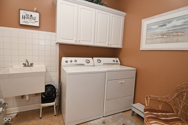 572 Foxboro Drive, Avon, IN 46123