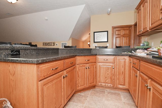 572 Foxboro Drive, Avon, IN 46123