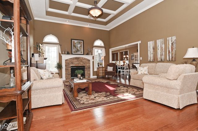 572 Foxboro Drive, Avon, IN 46123