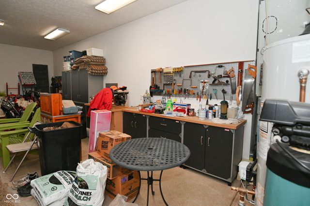 572 Foxboro Drive, Avon, IN 46123