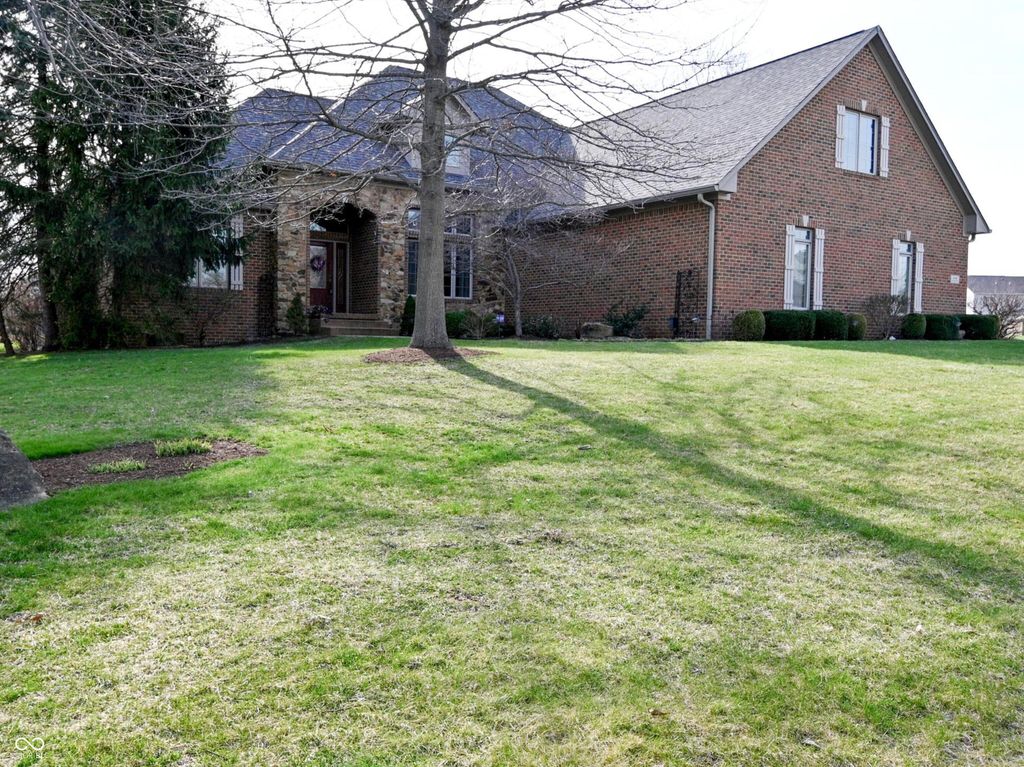 572 Foxboro Drive, Avon, IN 46123