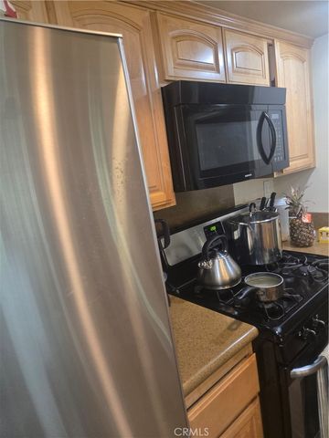 2260 N Towne, Pomona, CA 91767