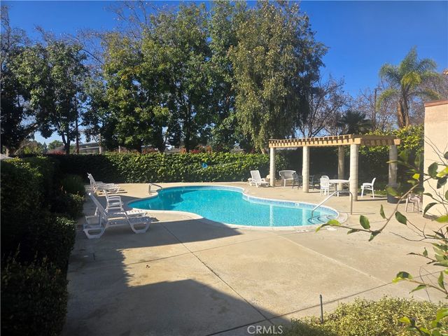 2260 N Towne, Pomona, CA 91767