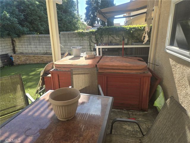 2260 N Towne, Pomona, CA 91767