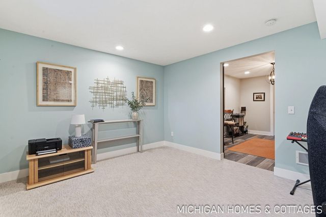 221 Foxdown Road, Holland, MI 49424