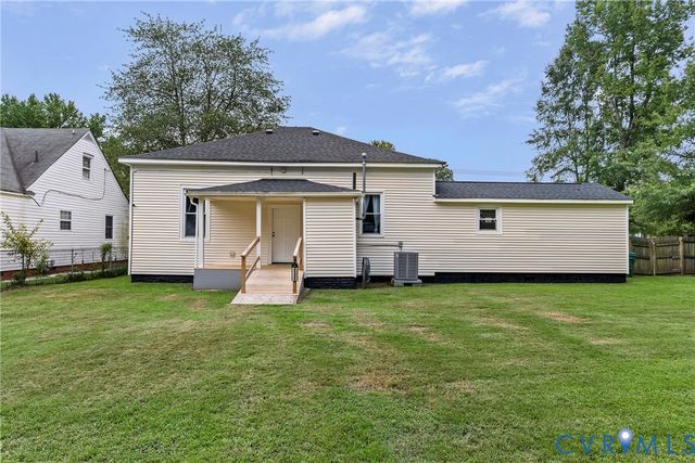 166 Wright Ave, Colonial Heights, VA 23834