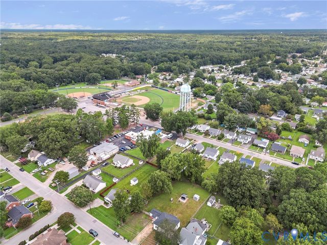 166 Wright Ave, Colonial Heights, VA 23834