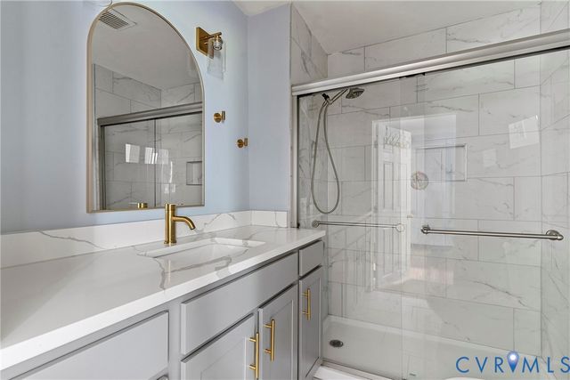 166 Wright Ave, Colonial Heights, VA 23834