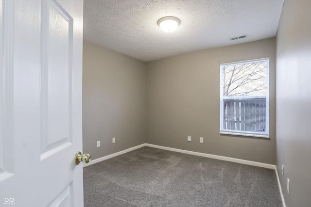 48 Gazebo Drive, Indianapolis, IN 46227