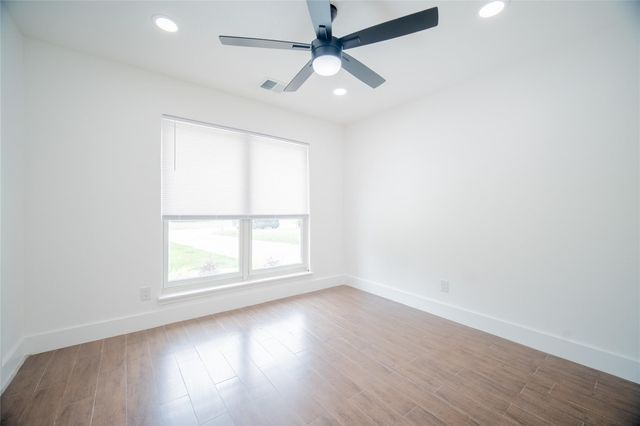 4815 Caris Street, Houston, TX 77091