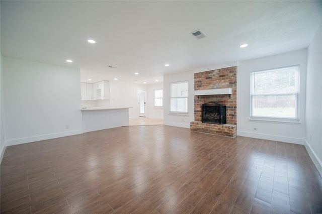 4815 Caris Street, Houston, TX 77091