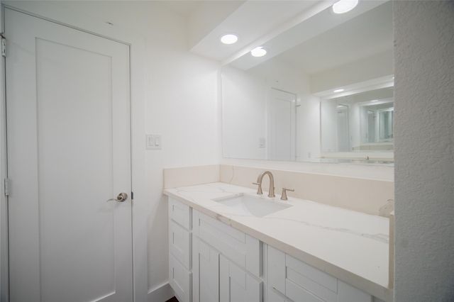 4815 Caris Street, Houston, TX 77091