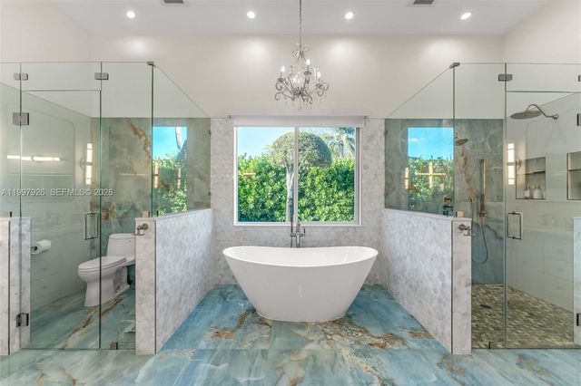 8111 SW 178th St, Palmetto Bay, FL 33157