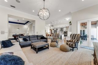 8111 SW 178th St, Palmetto Bay, FL 33157