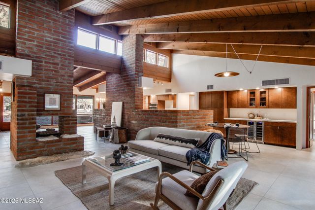 12215 E Gold Dust Drive, Tucson, AZ 85749