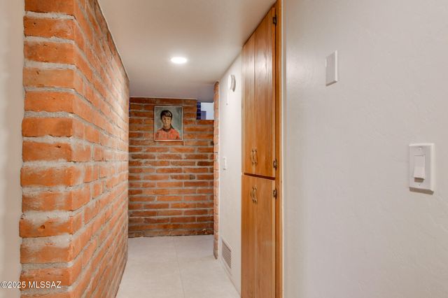 12215 E Gold Dust Drive, Tucson, AZ 85749