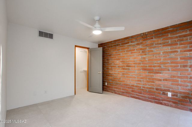 12215 E Gold Dust Drive, Tucson, AZ 85749