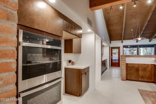 12215 E Gold Dust Drive, Tucson, AZ 85749