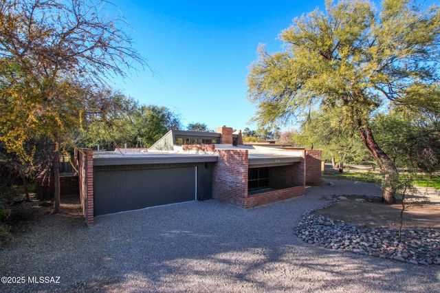 12215 E Gold Dust Drive, Tucson, AZ 85749