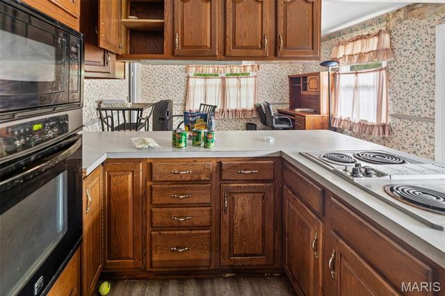 500 Edgewood Drive, Belleville, IL 62223