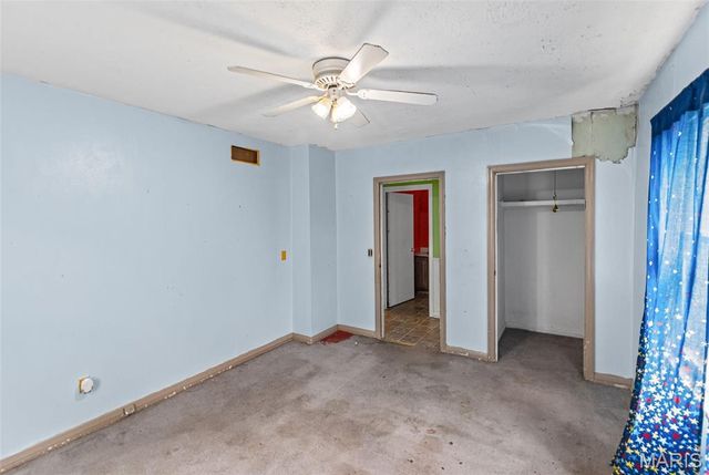 500 Edgewood Drive, Belleville, IL 62223