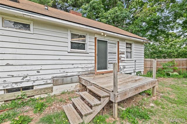 500 Edgewood Drive, Belleville, IL 62223
