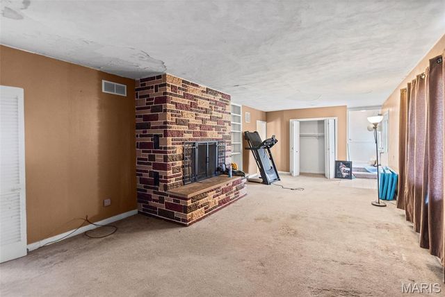 500 Edgewood Drive, Belleville, IL 62223