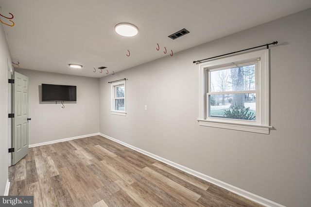 1251 HARTWOOD RD, Fredericksburg, VA 22406