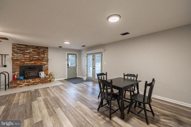 1251 HARTWOOD RD, Fredericksburg, VA 22406