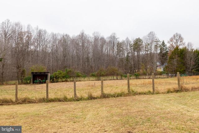 1251 HARTWOOD RD, Fredericksburg, VA 22406