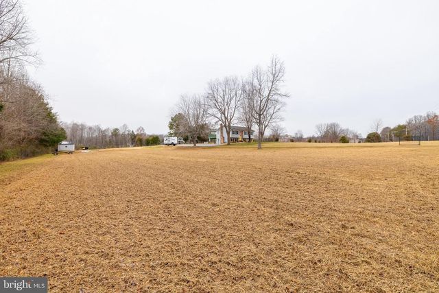 1251 HARTWOOD RD, Fredericksburg, VA 22406