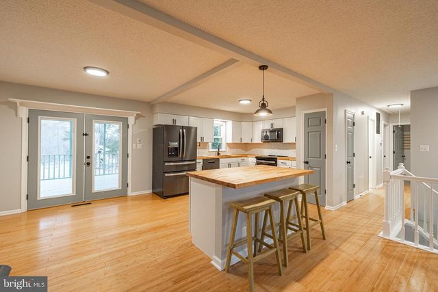 1251 HARTWOOD RD, Fredericksburg, VA 22406