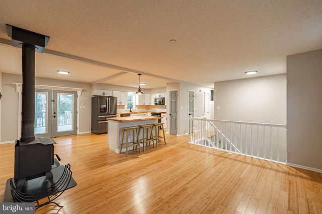 1251 HARTWOOD RD, Fredericksburg, VA 22406