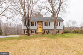 1251 HARTWOOD RD, Fredericksburg, VA 22406
