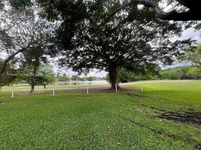 8810 W Mcnab Rd 204, Tamarac, FL 33321