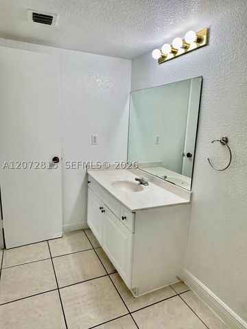 4800 NW 79th Ave 203, Doral, FL 33166