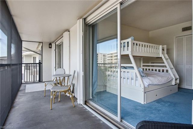 3400 Gulf Shore BLVD N L8, Naples, FL 34103