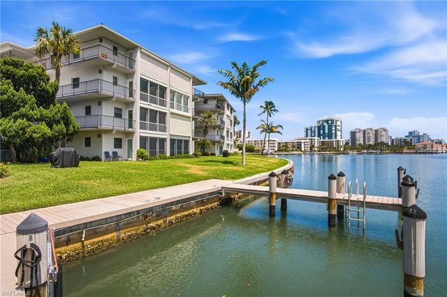 3400 Gulf Shore BLVD N L8, Naples, FL 34103