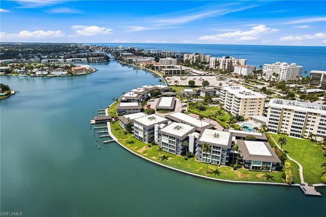 3400 Gulf Shore BLVD N L8, Naples, FL 34103