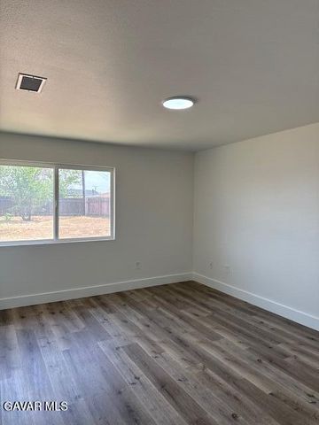 8748 Eucalyptus Avenue, California City, CA 93505